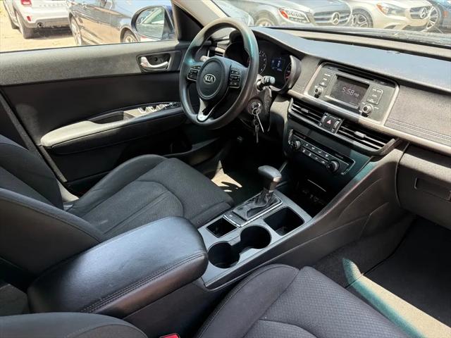 2017 Kia Optima LX