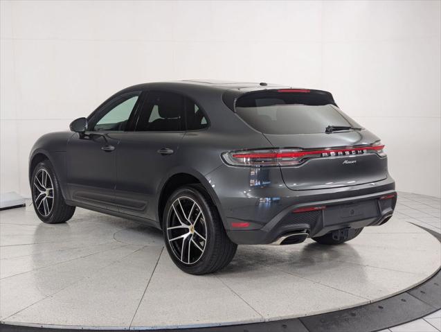 2025 Porsche Macan Unknown