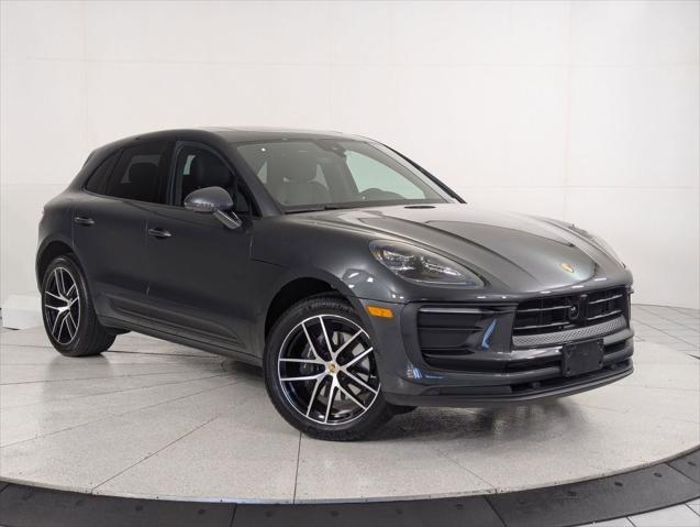 2025 Porsche Macan Unknown