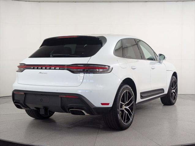 2025 Porsche Macan Unknown
