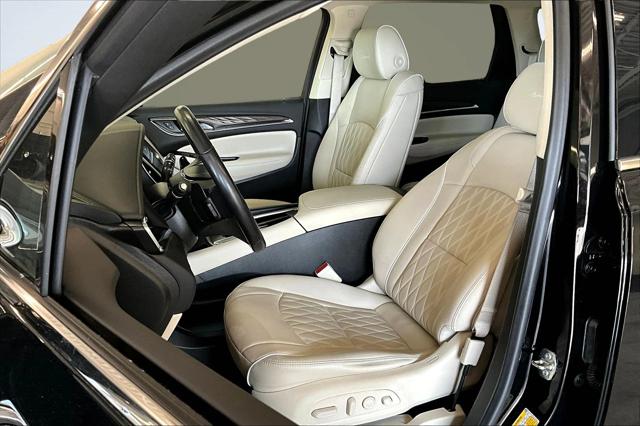 2022 Buick Enclave AWD Avenir