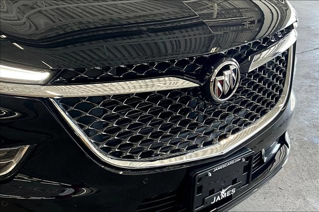 2022 Buick Enclave AWD Avenir