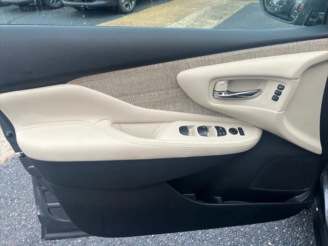2024 Nissan Murano SL FWD