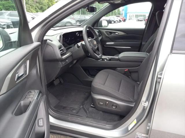 2025 Chevrolet Traverse FWD LT