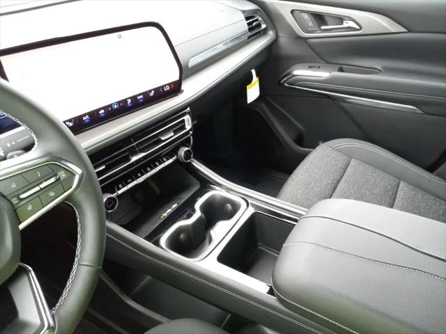2025 Chevrolet Traverse FWD LT