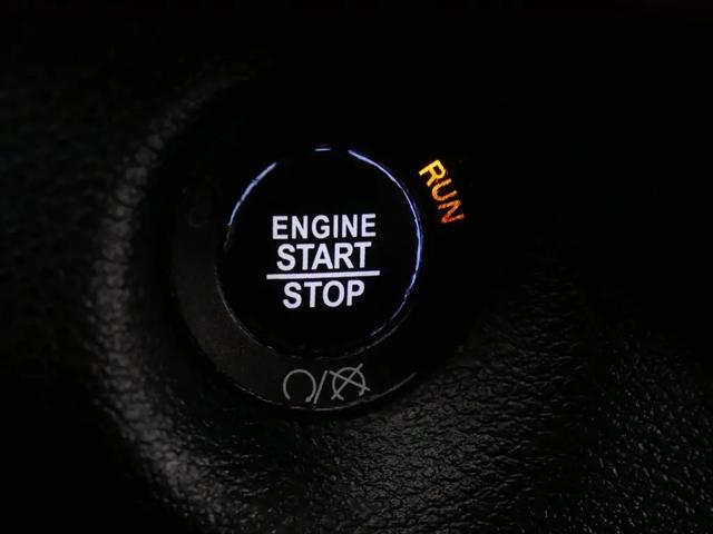 2025 Toyota Tundra Limited CrewMax 6.4' Bed