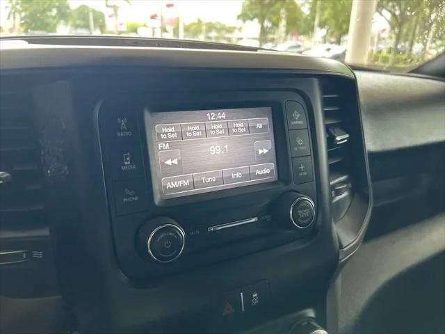 2023 Ram 3500 Tradesman/SLT/Laramie/Limited