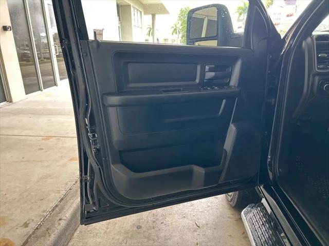 2023 Ram 3500 Tradesman/SLT/Laramie/Limited