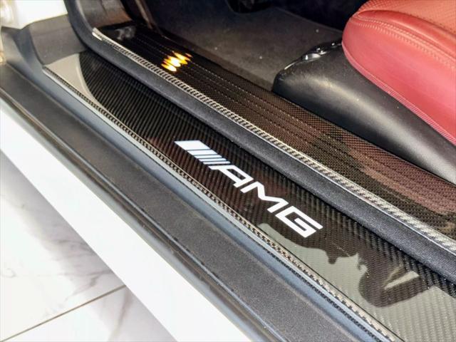 2009 Mercedes-Benz SL AMG SL 63 SL 63 AMG Roadster 2D
