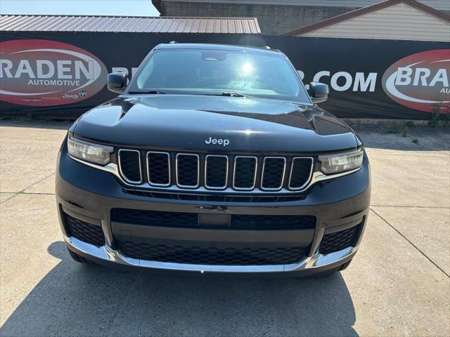 2022 Jeep Grand Cherokee L Laredo 4x4