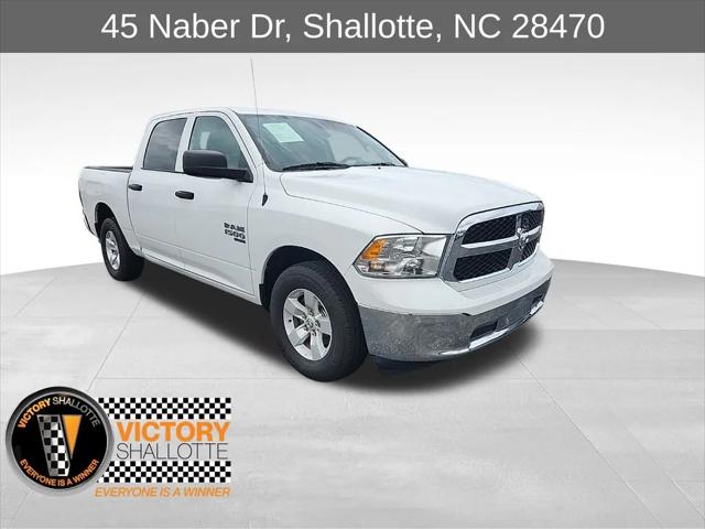 2022 RAM 1500 Classic SLT Crew Cab 4x2 57 Box