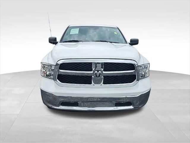 2022 RAM 1500 Classic SLT Crew Cab 4x2 57 Box