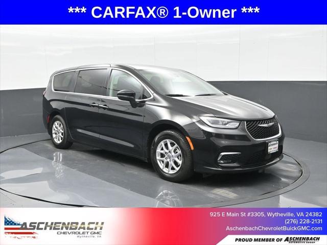 2023 Chrysler Pacifica Touring L