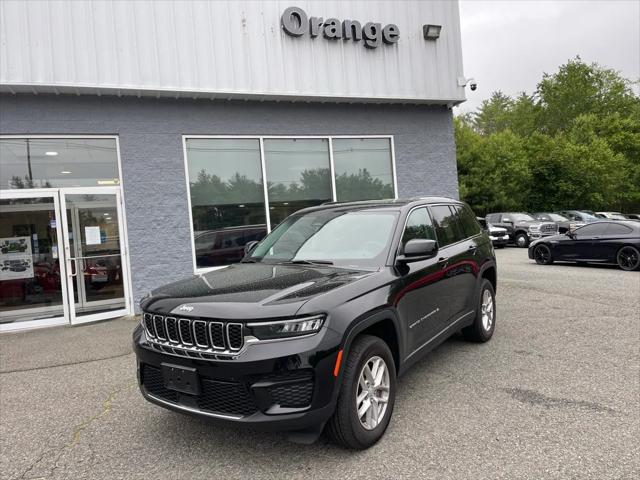 2023 Jeep Grand Cherokee Laredo X 4x4