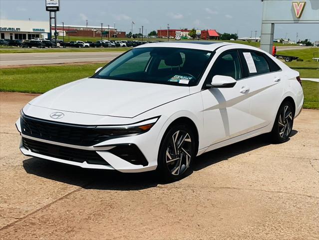 2025 Hyundai Elantra Limited