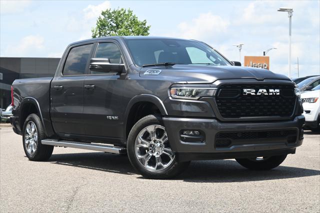 2025 RAM Ram 1500 RAM 1500 BIG HORN CREW CAB 4X4 57 BOX