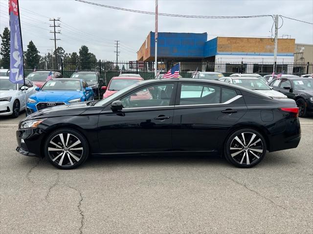 2022 Nissan Altima SR FWD