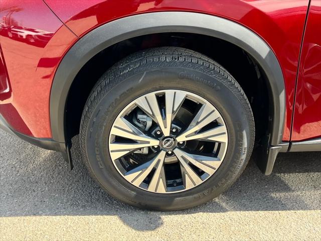 2022 Nissan Rogue SV FWD