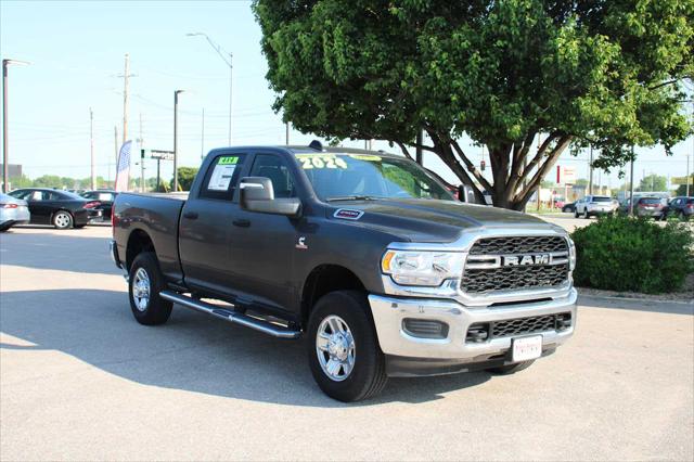 2024 RAM 2500 Tradesman Crew Cab 4x4 64 Box 2024 RAM 2500 Tradesman Crew Cab 4x4 64 Box