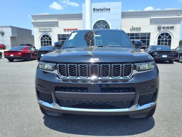 2025 Jeep Grand Cherokee GRAND CHEROKEE L LAREDO X 4X4