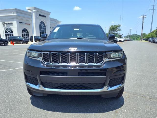 2025 Jeep Grand Cherokee GRAND CHEROKEE L LAREDO X 4X4