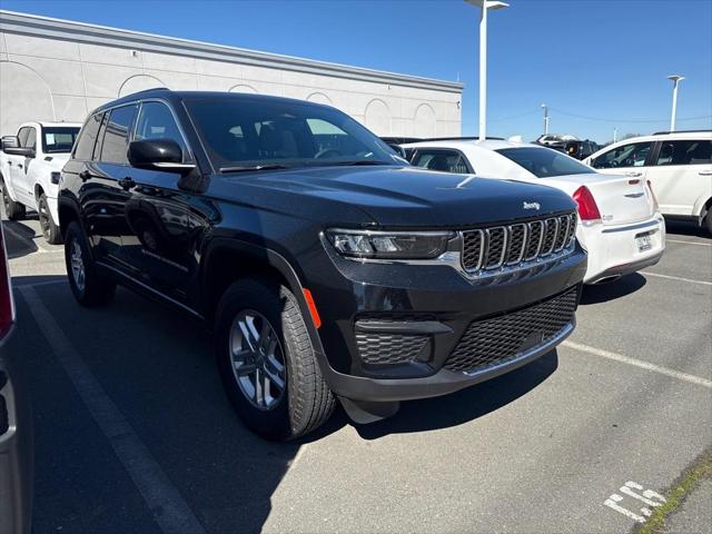 2025 Jeep Grand Cherokee GRAND CHEROKEE LAREDO 4X2