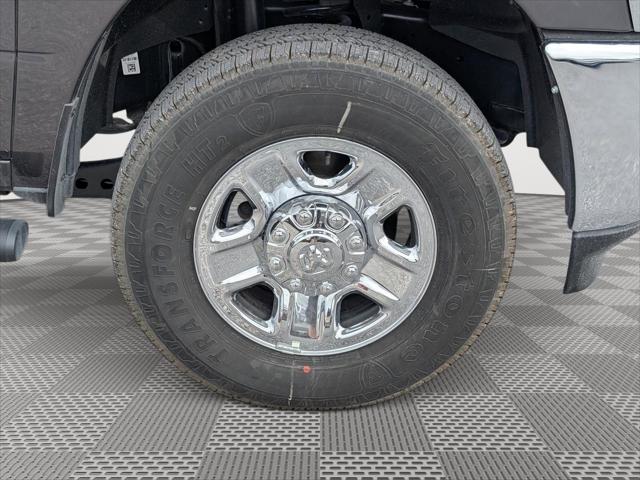 2025 Ram 2500 Tradesman Crew Cab 4x4 64 Box