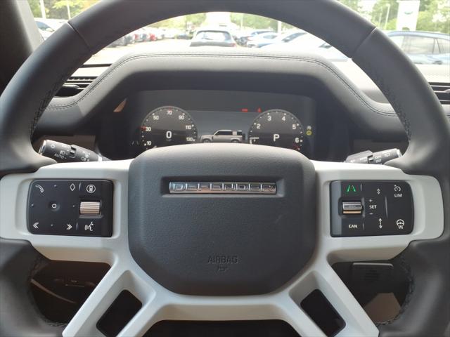 2025 Land Rover Defender 110 P400 X-Dynamic SE