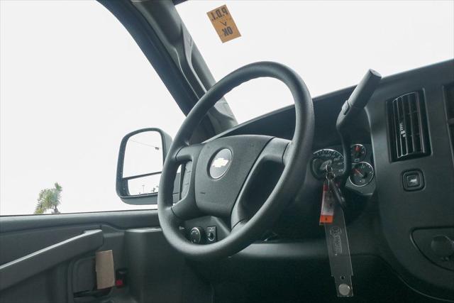 2025 Chevrolet Express Cargo Van RWD 2500 Extended Wheelbase WT