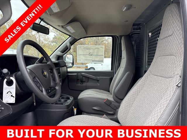 2025 Chevrolet Express Cargo Van RWD 2500 Regular Wheelbase WT