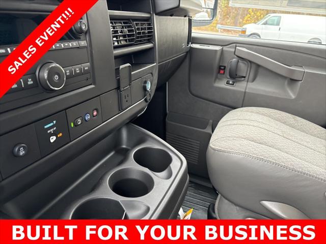 2025 Chevrolet Express Cargo Van RWD 2500 Regular Wheelbase WT