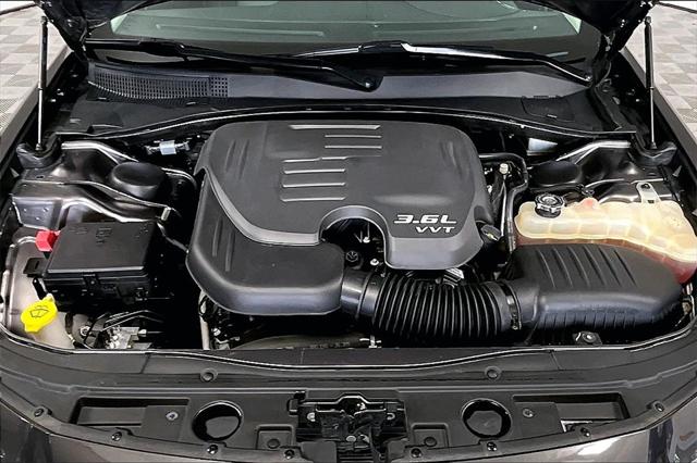 Used 2017 Chrysler 300 For Sale in Olive Branch, MS