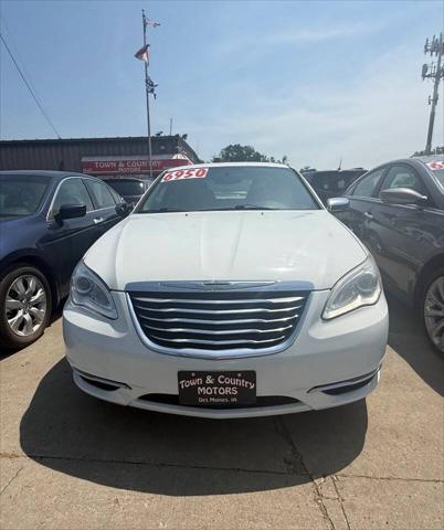 2014 Chrysler 200 Limited for sale in Des Moines, IA