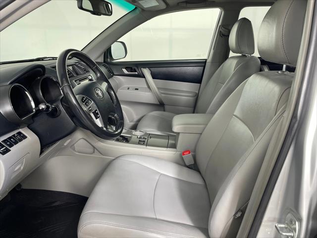 Used 2013 Toyota Highlander For Sale in Bremerton, WA