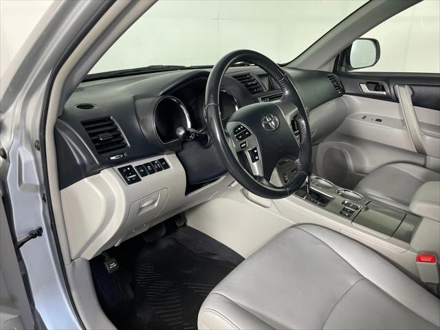 Used 2013 Toyota Highlander For Sale in Bremerton, WA
