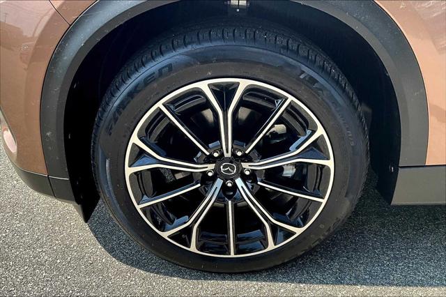 2025 Mazda CX-70 Premium Package