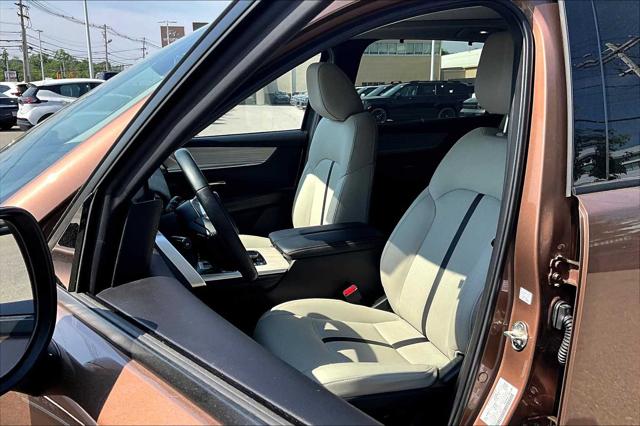 2025 Mazda CX-70 Premium Package