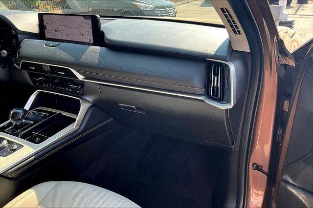 2025 Mazda CX-70 Premium Package