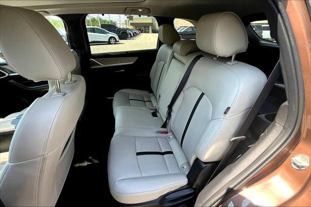 2025 Mazda CX-70 Premium Package