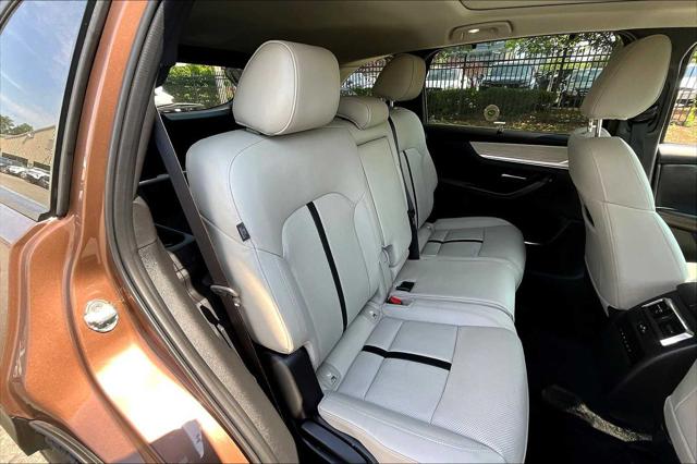 2025 Mazda CX-70 Premium Package