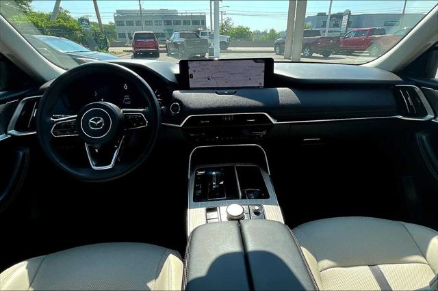2025 Mazda CX-70 Premium Package