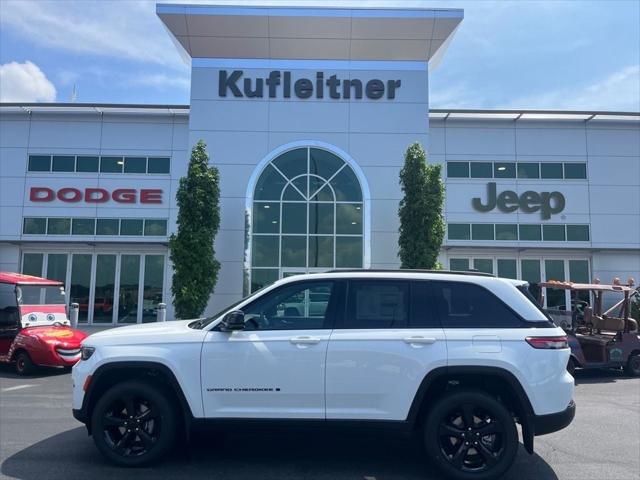 2025 Jeep Grand Cherokee GRAND CHEROKEE ALTITUDE X 4X4