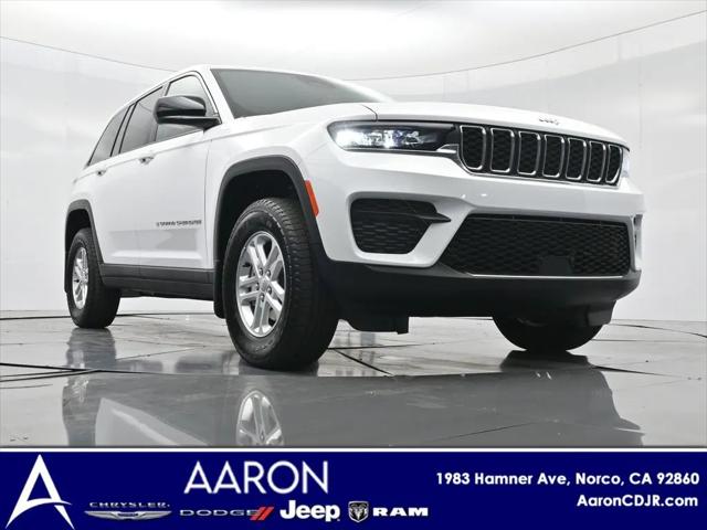 2025 Jeep Grand Cherokee GRAND CHEROKEE LAREDO 4X2 2025 Jeep Grand Cherokee GRAND CHEROKEE LAREDO 4X2