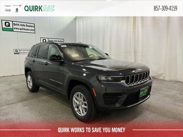 2025 Jeep Grand Cherokee GRAND CHEROKEE LAREDO X 4X4
