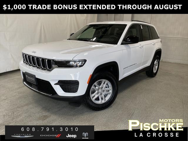 2025 Jeep Grand Cherokee GRAND CHEROKEE LAREDO 4X4