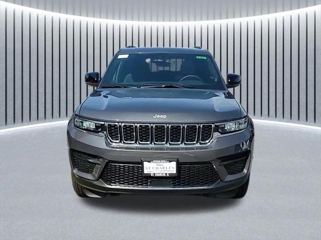 2025 Jeep Grand Cherokee GRAND CHEROKEE LAREDO X 4X4