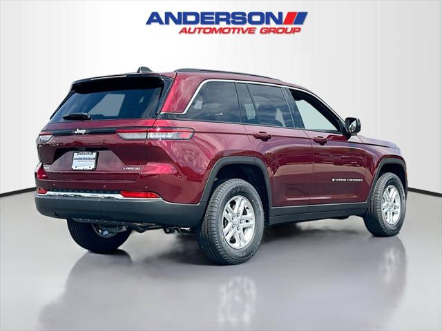 2025 Jeep Grand Cherokee GRAND CHEROKEE LAREDO 4X4