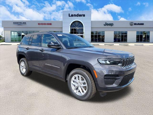 2025 Jeep Grand Cherokee GRAND CHEROKEE LAREDO X 4X2