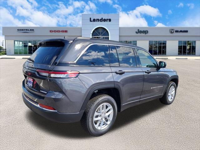 2025 Jeep Grand Cherokee GRAND CHEROKEE LAREDO X 4X2