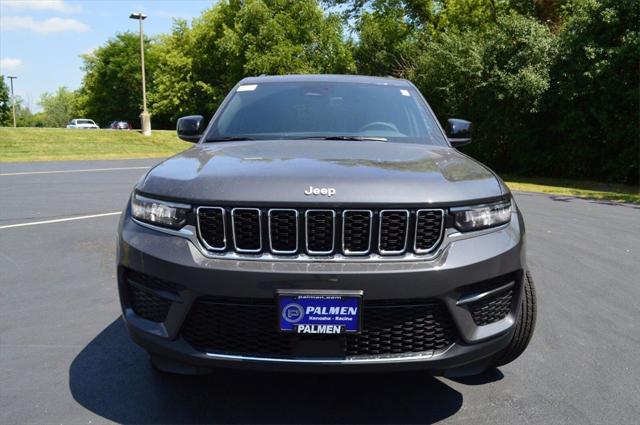 2025 Jeep Grand Cherokee GRAND CHEROKEE LAREDO 4X4